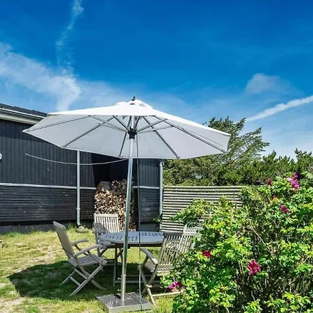 Ve111-vejers-strand-nordvej-9-a *